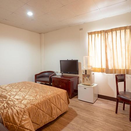 The Cloud Hotel Zhongli Branch ภายนอก รูปภาพ