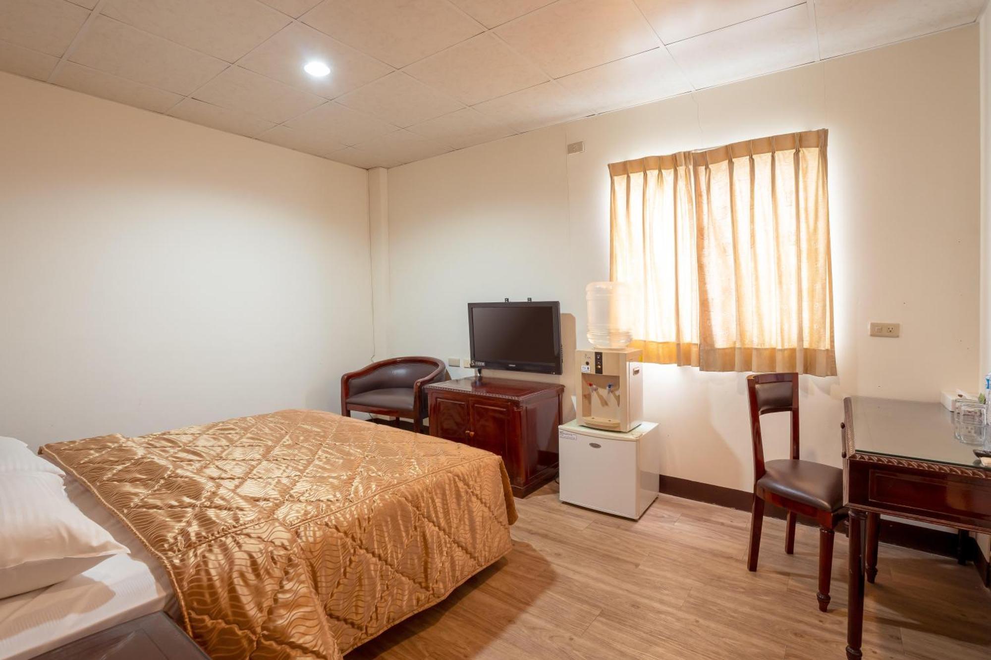The Cloud Hotel Zhongli Branch ภายนอก รูปภาพ